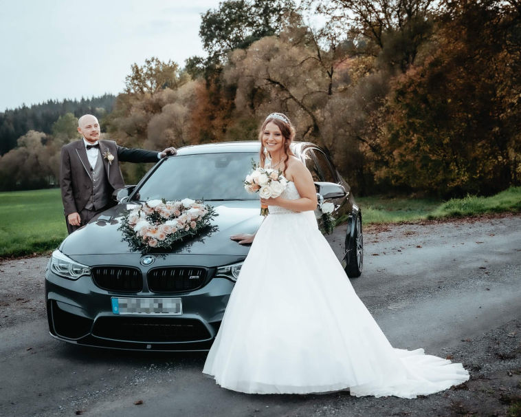 Natascha & Germann Adelsheim mit BMW M3 (2)