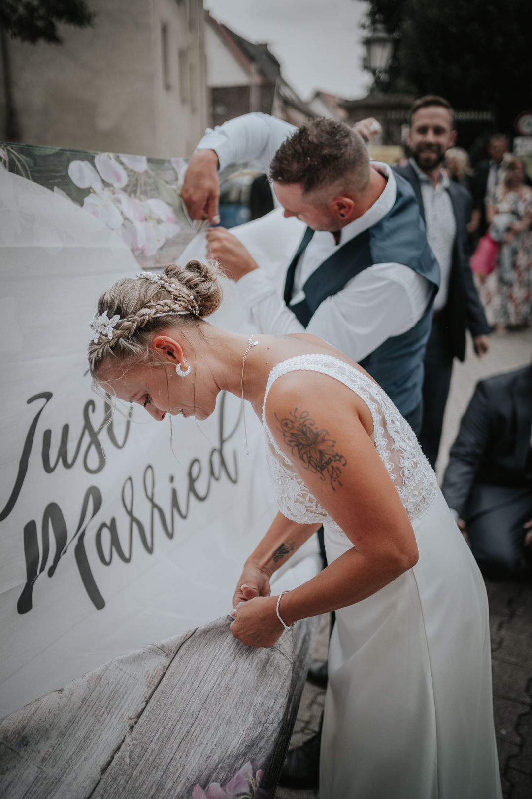 Hochzeit-Kirche-Neckarbischofsheim-Just-Married