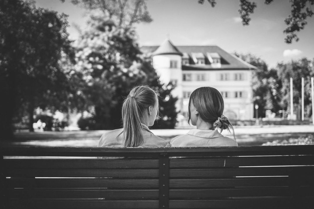 Freundinnen-Shooting-Schlosspark-Bad-Rappenau